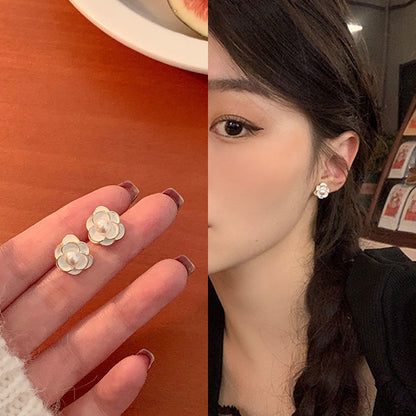 Asymmetric Rabbit Flower Mori Creative Design Earrings