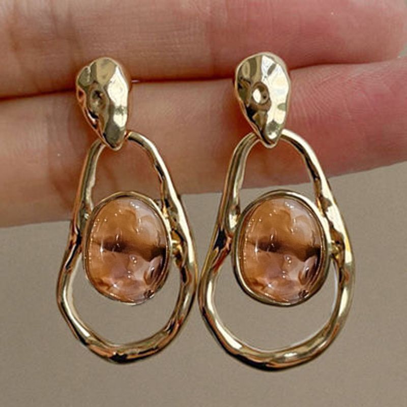 Women's Retro Coffee Color Metal Niche Design Earrings