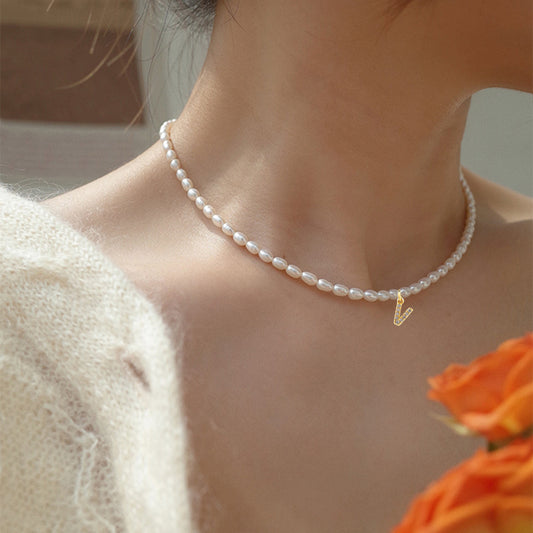 Women's Fashion Vintage Pearl English Letter Clavicle Necklaces