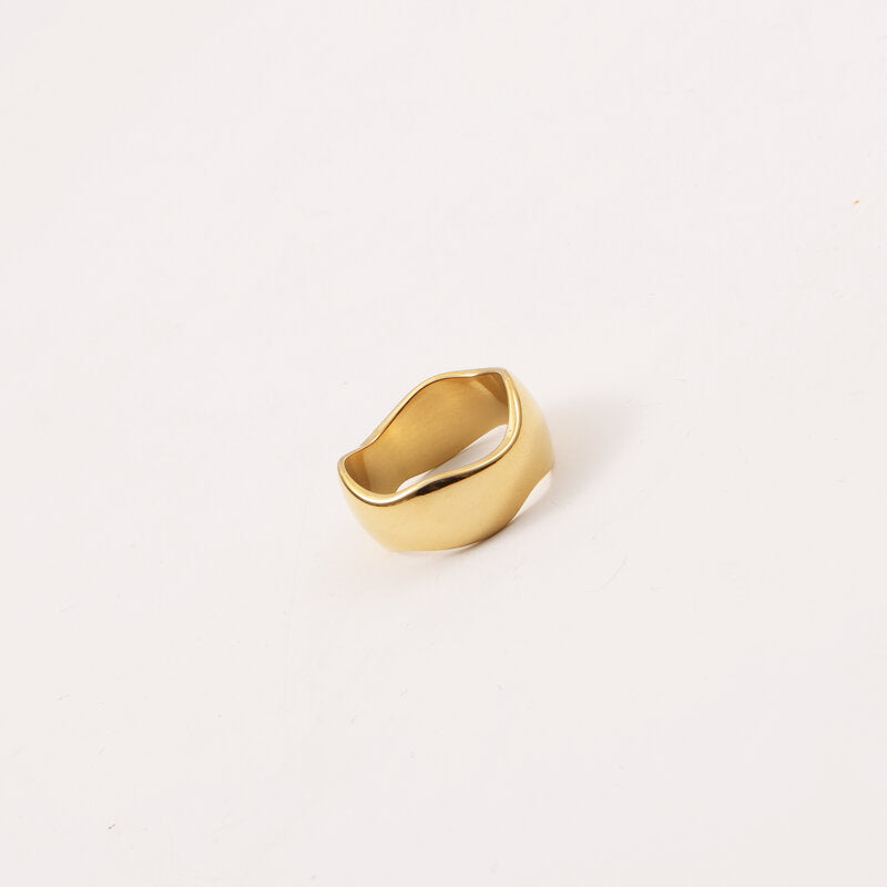 Wide Arc Titanium Steel Electroplating Gold Rings