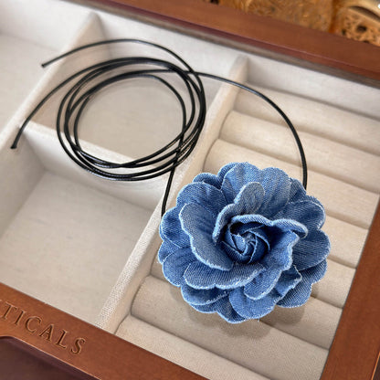 Women's Flower Collar Light Luxury Minority Neck Accessories Sweet Cool Necklaces