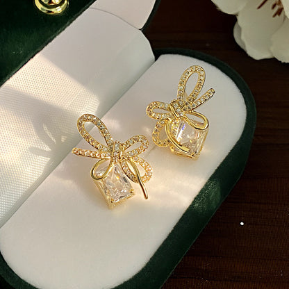 Women's Needle Simple Graceful Bow Ribbon Zircon Earrings