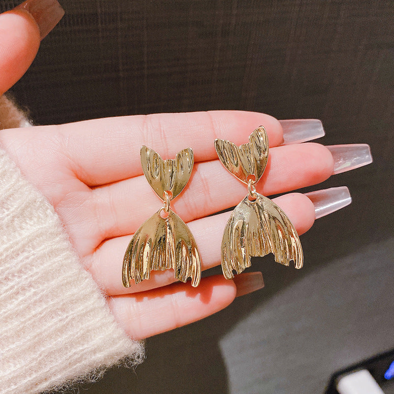Cold Style Pleated Fishtail Shape Unique Design Earrings