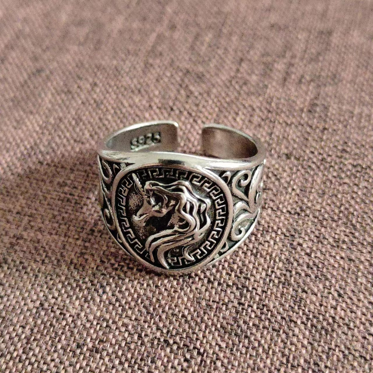 Men's Combat Ranger War Horse Badge Animal Heraldry Rings