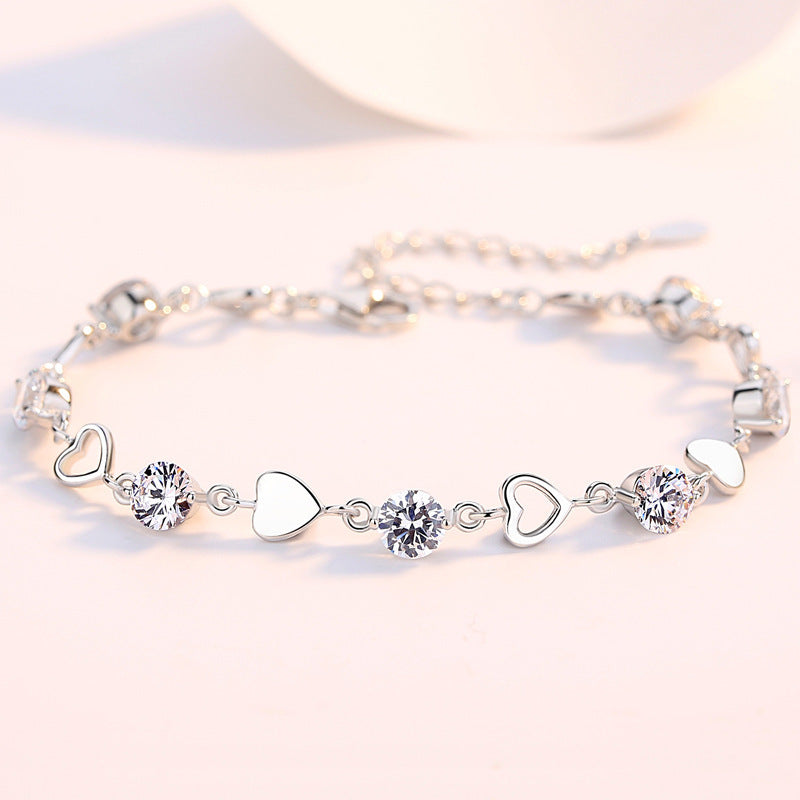 Women's Fresh Sweet Cutout Heart-shaped Fashion Valentine's Bracelets