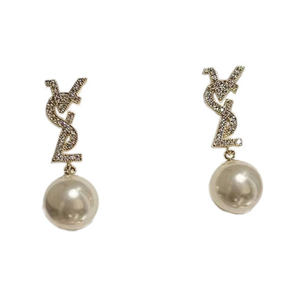 Style Elegant Letter Pearl Light Luxury Earrings