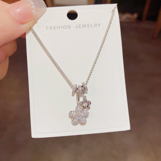 Flower Design Light Luxury Sweet Sweater Necklaces