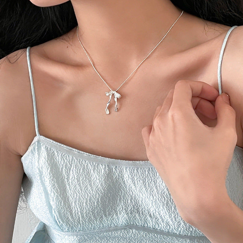 Entry Lux Bow Female Niche Frosted Necklaces
