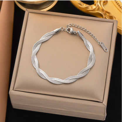 Women's Pure Trendy Cold Clavicle Titanium Steel Necklaces