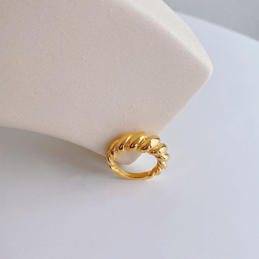 Titanium Steel Female Croissant Gold Niche Rings