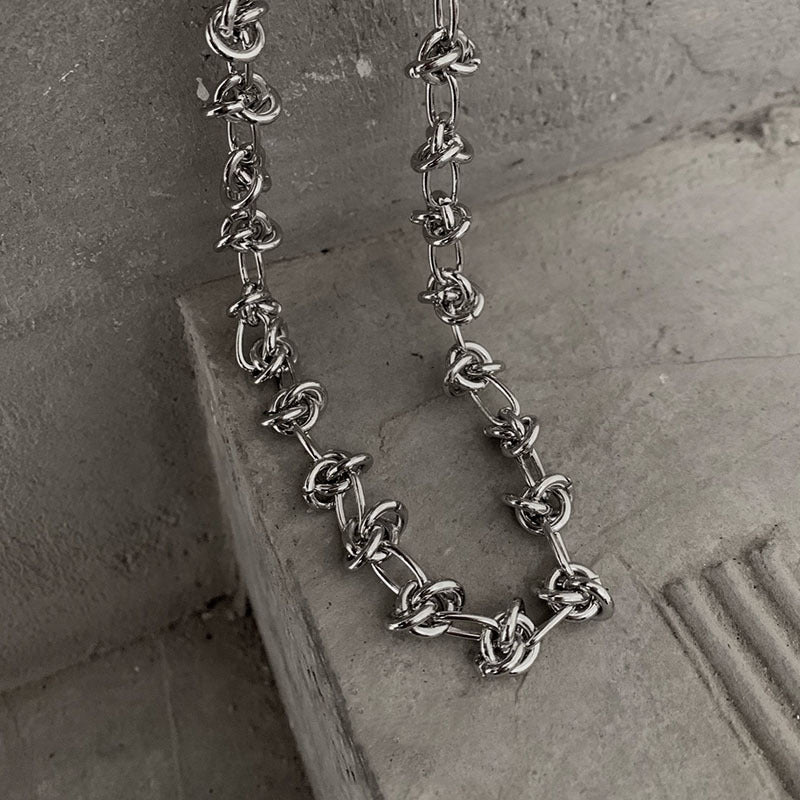 Trendy Cold Personalized Knotted Thorn Chain Necklaces