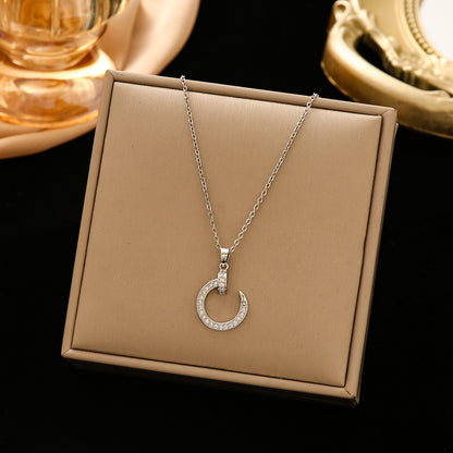 Women's Steel Ornament Design High-grade Light Luxury Necklaces