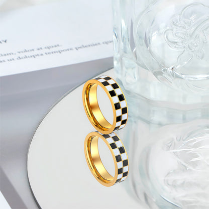 Classic Black White Checkered Female Niche Rings