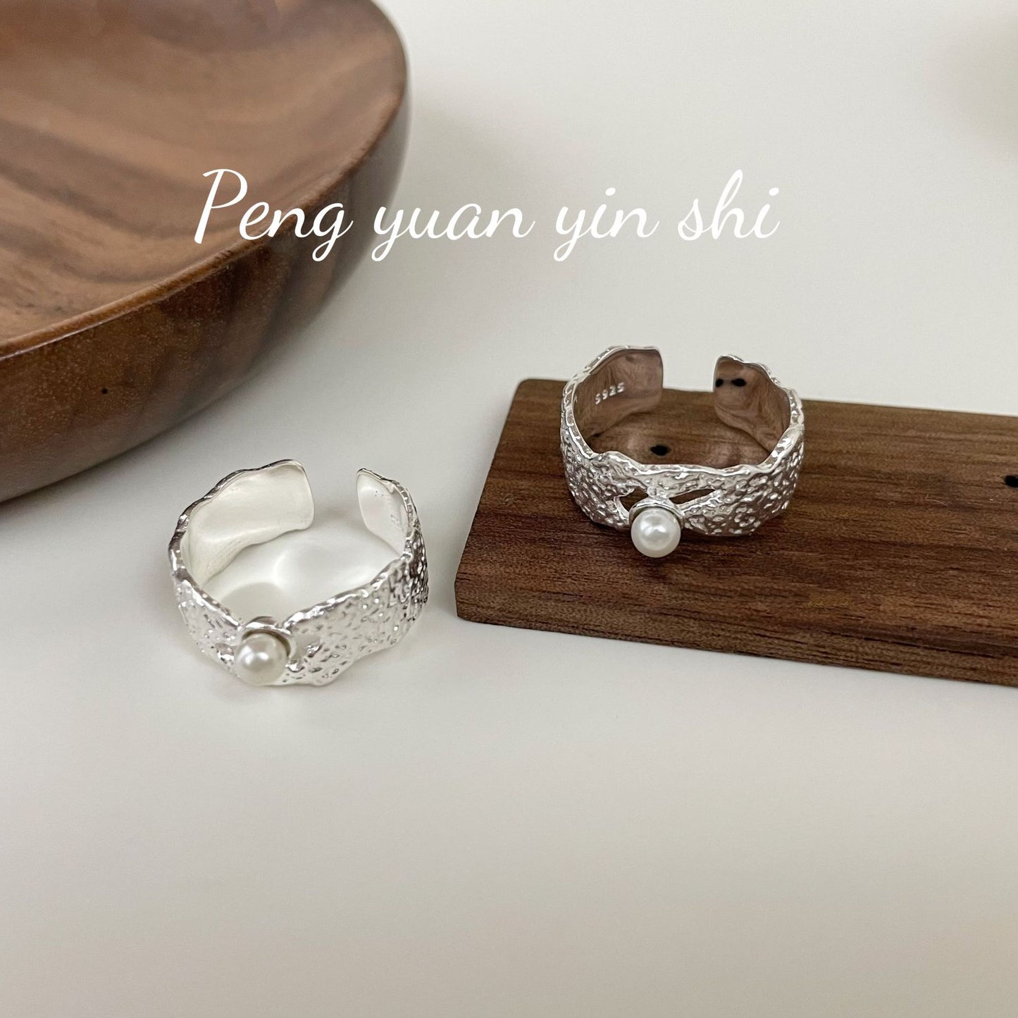 Pleated Texture Pearl Female Cold Style Bracelets