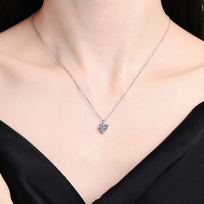 Women's Sier Simple Temperament Shaped Heart Moissanite Necklaces