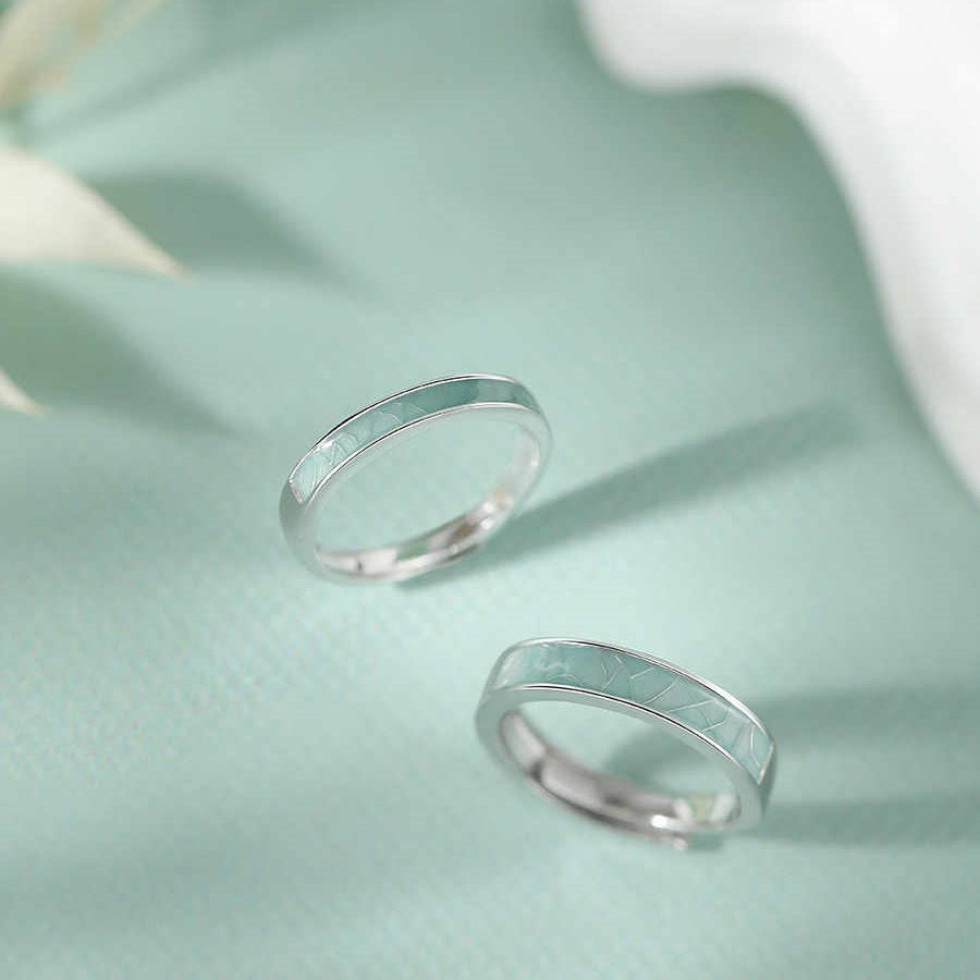 Porcelain Couple For Boys Pair Of Niche High Rings
