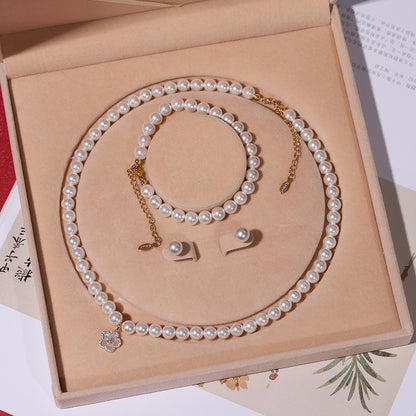 Women's Pearl Three-piece Set Ornament Mother's Day Necklaces