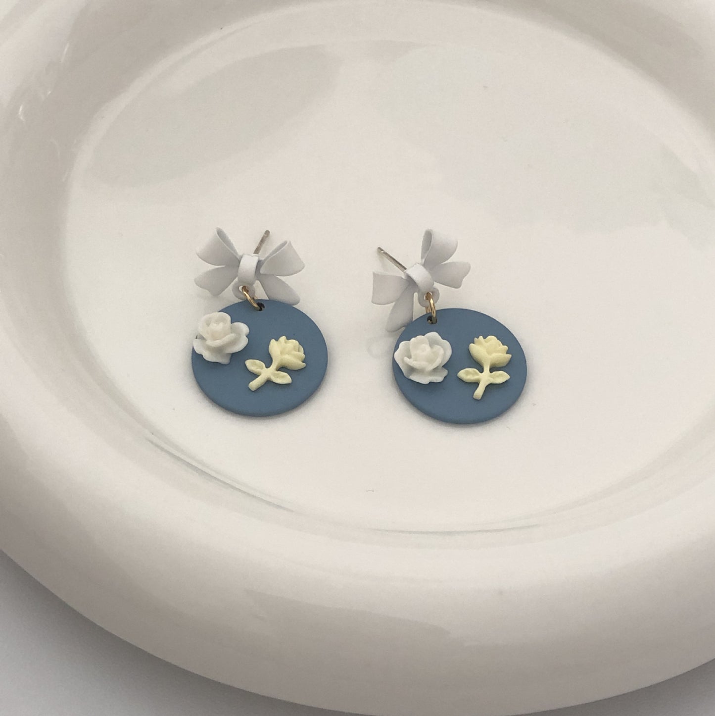 Asymmetric Rabbit Flower Mori Creative Design Earrings