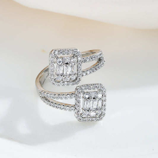 Exaggerated Inlaid Shimmer Rhinestone Square Trendy Personality Rings