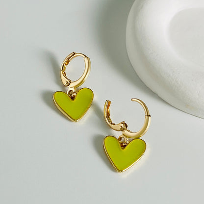 Women's Exquisite Love Heart Simple High-grade Ear Earrings