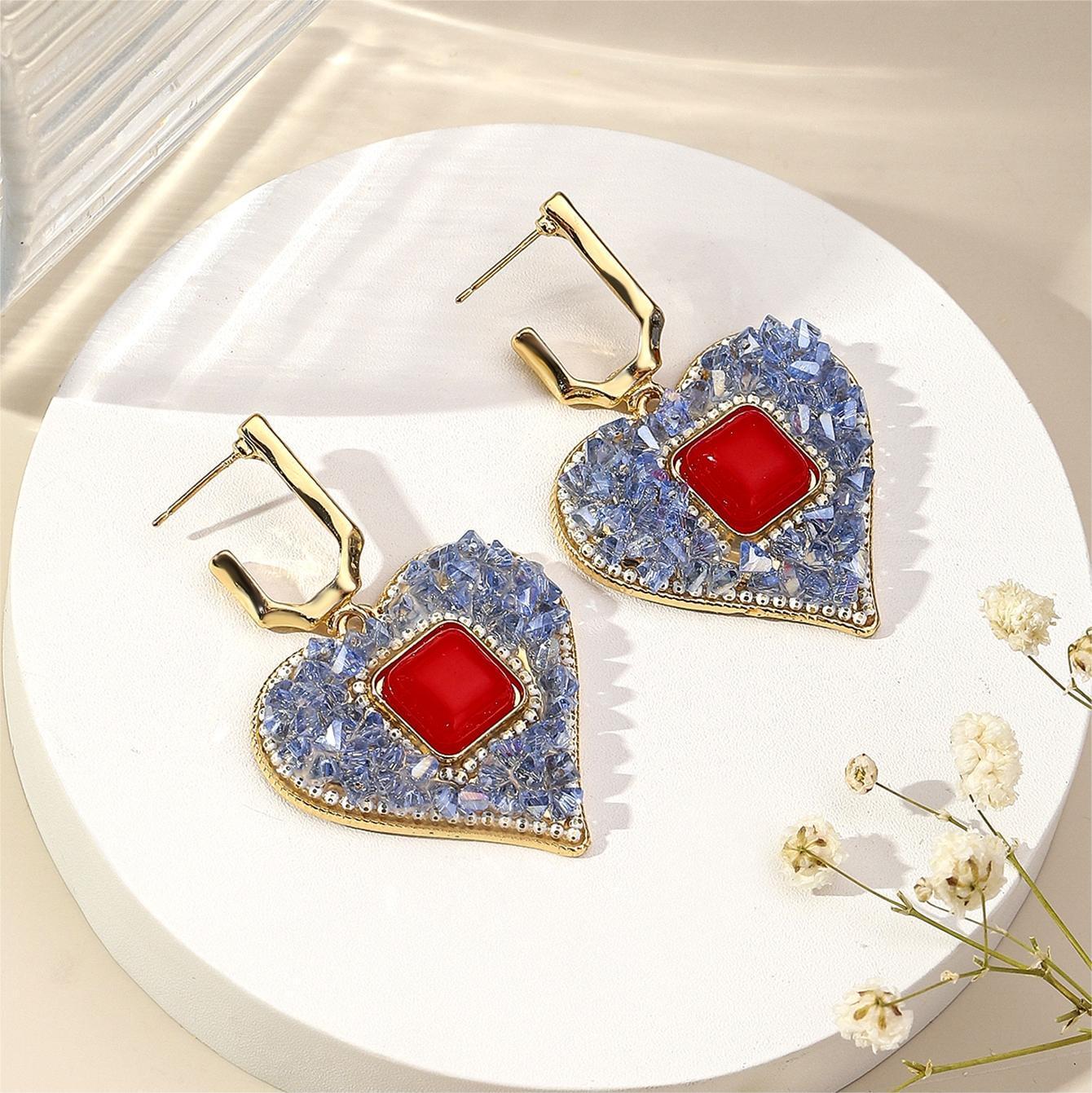 Women's Palace Style Niche High-grade Vintage Ornament Earrings