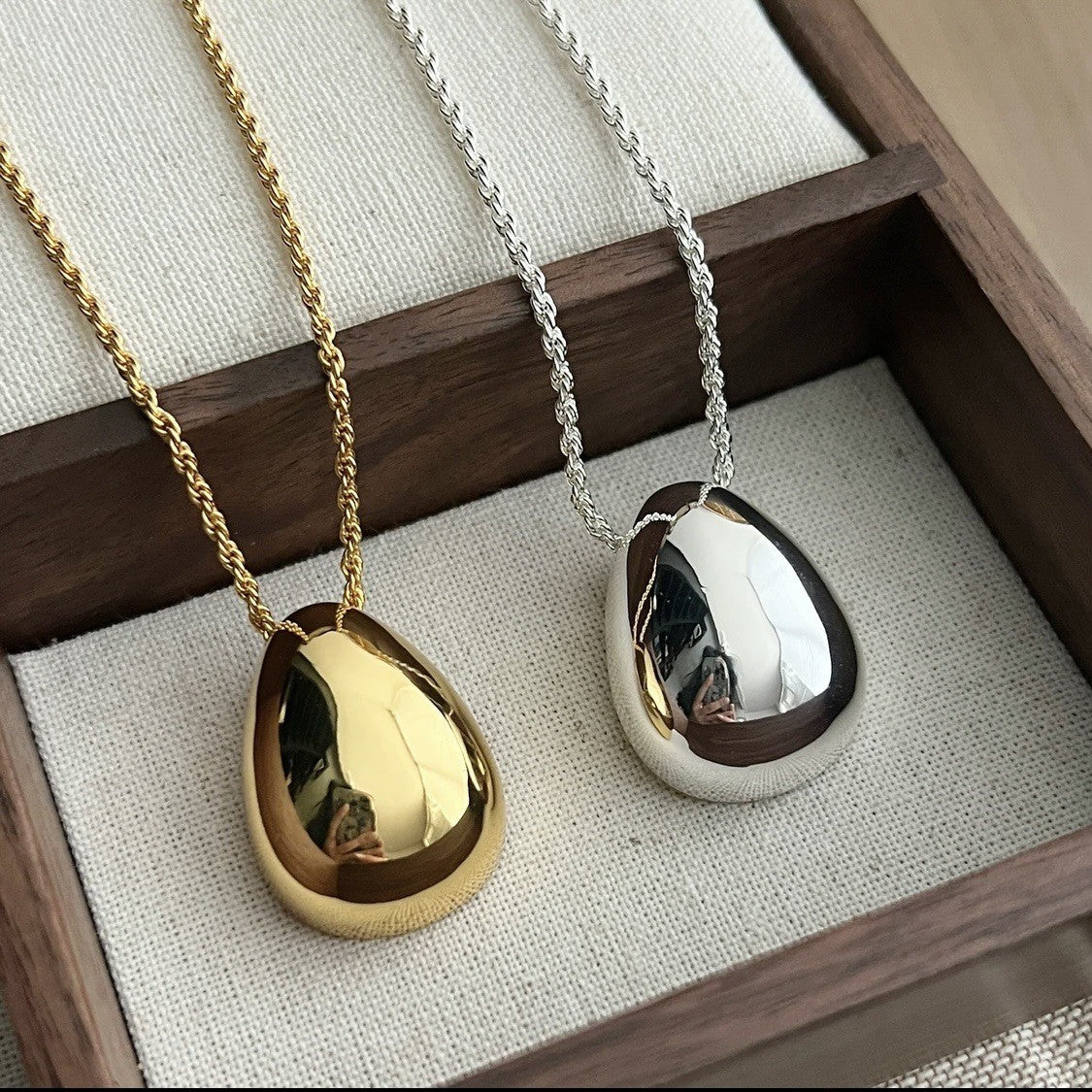 Style Retro Minority Design Water Drop Minimalist Pendants