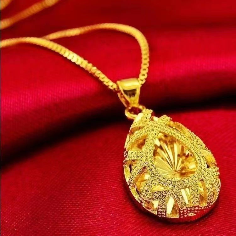 Chain Simple Sand Four Leaves Peach Necklaces