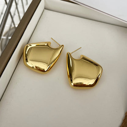 Hollow Glossy Female Light Luxury Minority Earrings