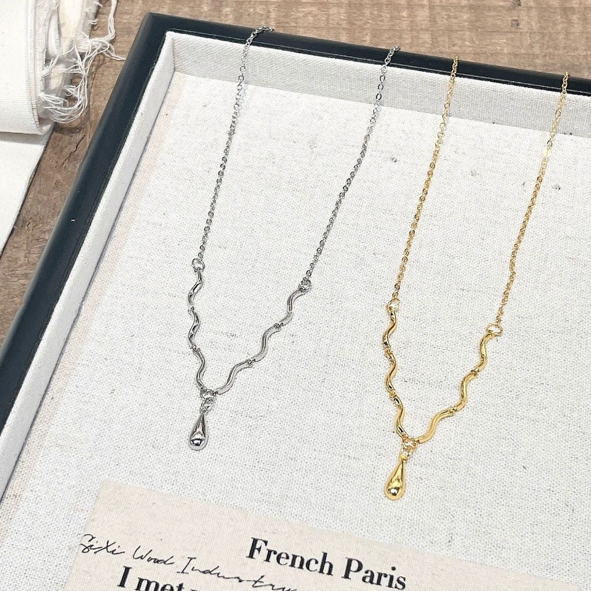 Irregular Corrugated Water Drop Design High-grade Necklaces