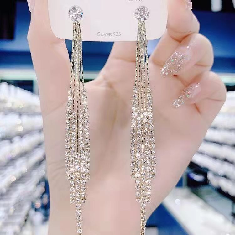 Needle Fashion Long Tassel Temperamental Personalized Earrings