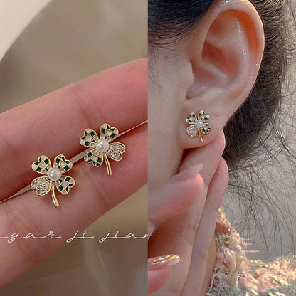 Asymmetric Rabbit Flower Mori Creative Design Earrings