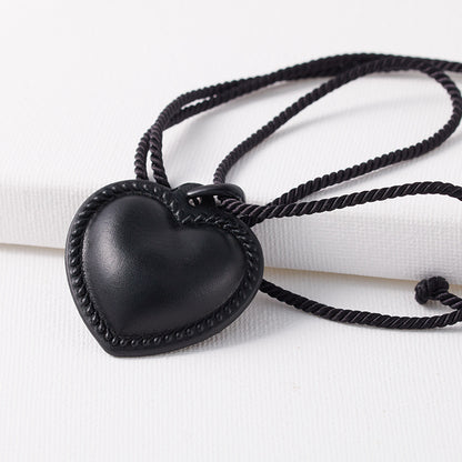 Design Large Black Peach Heart Adjustable Fashionable Necklaces