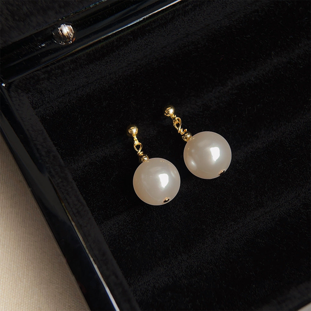 Women's Cold Feeling Quality Pearl Light Luxury Earrings