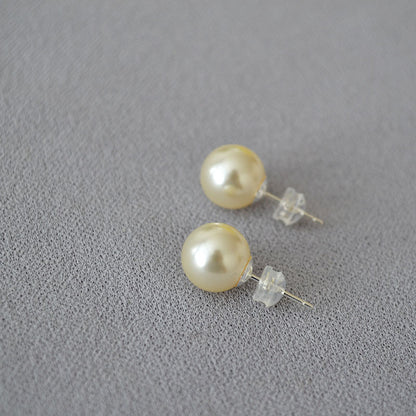 Retro Large Strong Light Pearl Sier Earrings