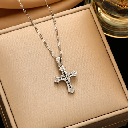 Women's Steel Ornament Design High-grade Light Luxury Necklaces