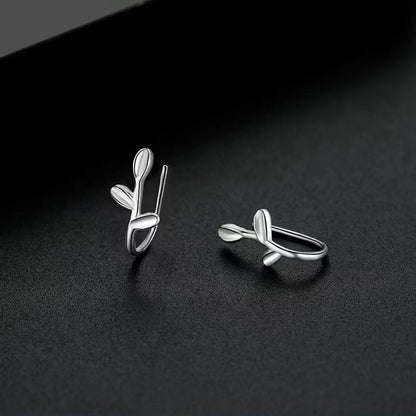 Women's Sier Leaf-shaped Temperamental Minority Design Ear Earrings