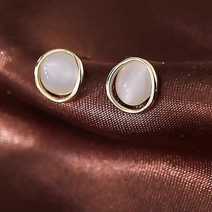 Women's Stone Ear Elegant Mini Petite Fashion Earrings