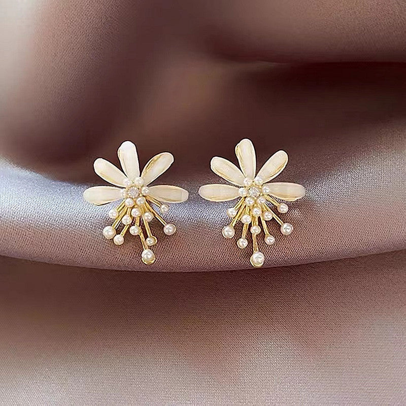 Affordable Luxury Fashion High-grade Small Fresh Flower Earrings