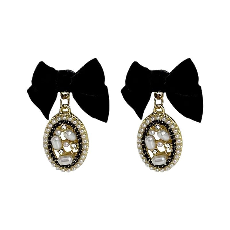 Women's Plush Fabric Bow Trendy Retro Baroque Earrings