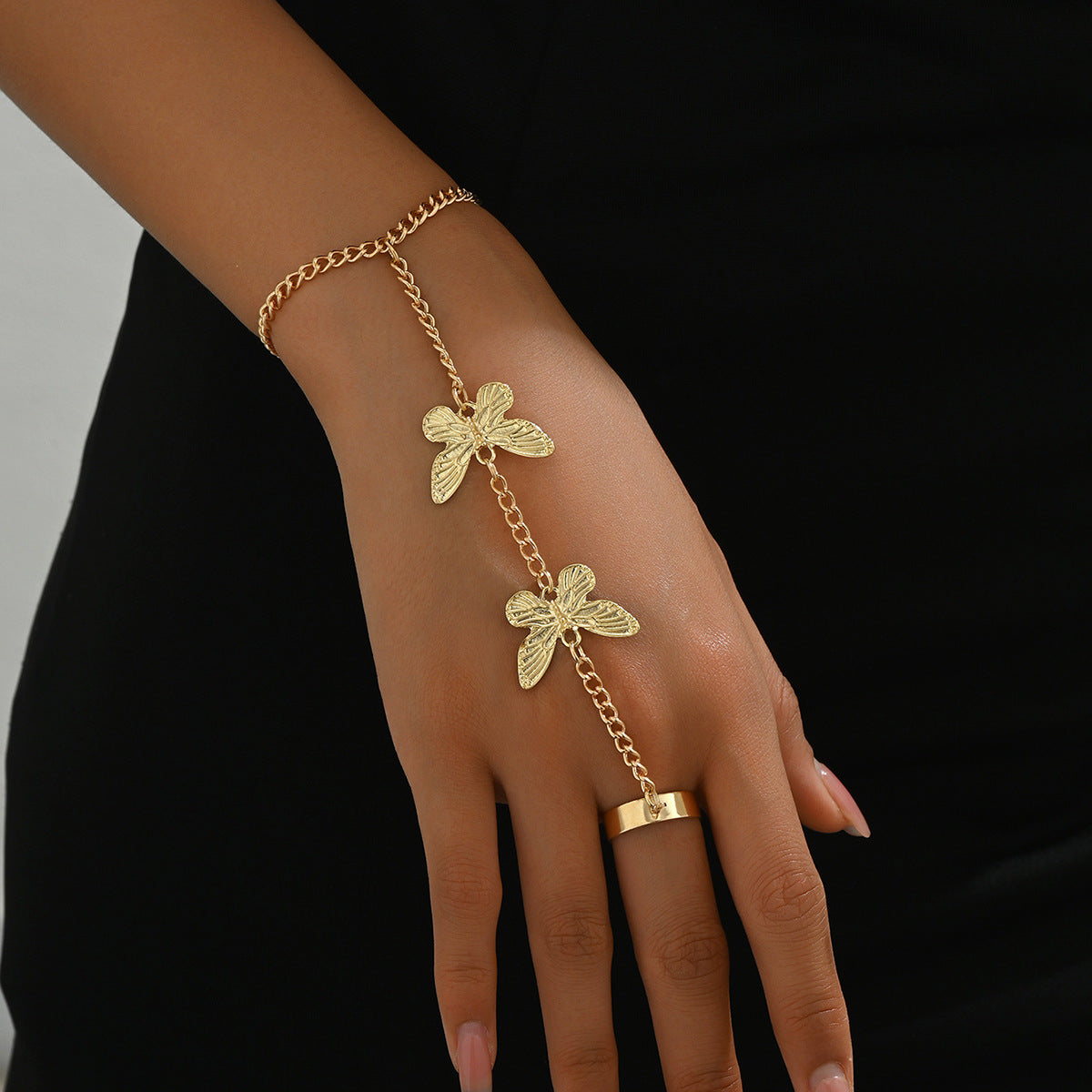 Simple Personality Irregular Alloy Snake-shaped Finger Bracelets