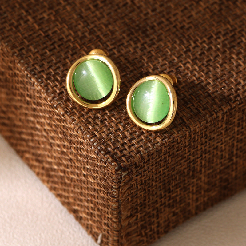 White Fresh Design Green Cat's Eye Mosquito Earrings