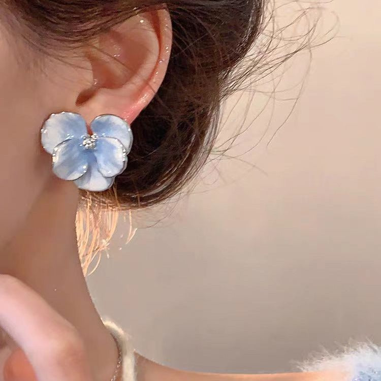 Women's Glaze Flowers Niche Design Retro Petal Earrings