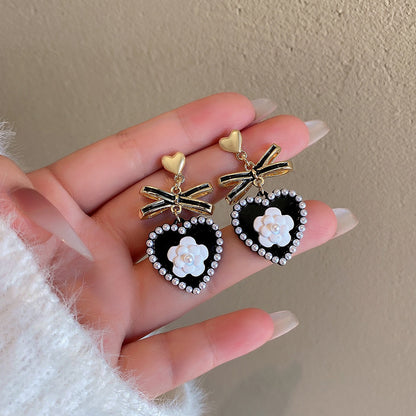 Women's Style Chessboard Plaid Love Heart Elegant Earrings