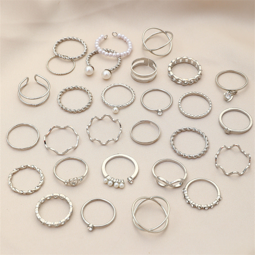 Fine Circle Female Simple Love Diamond Rings