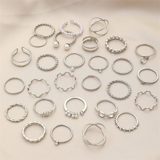 Fine Circle Female Simple Love Diamond Rings