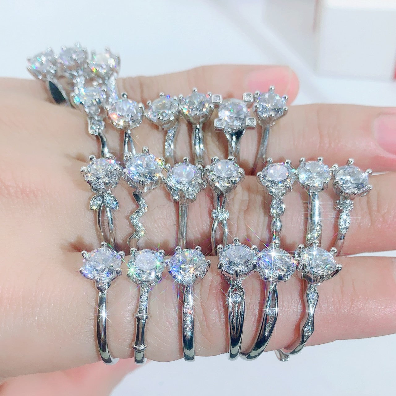 Design High-grade Light Luxury Drainage Personality Rings