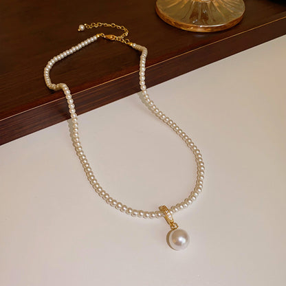 Women's Pearl Retro Easy Matching High-grade Clavicle Chain Special Necklaces