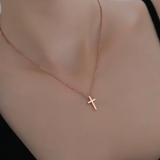 Women's Steel No Fading Color Gold Clavicle Necklaces