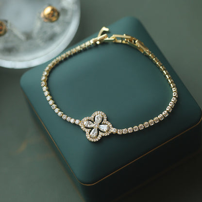 Women's High-grade Light Luxury Zircon Flower Fashion Chinese Valentine's Bracelets