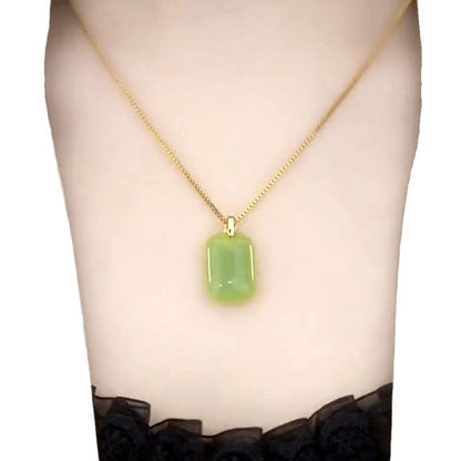 Women's Light Such Event Emerald Green White Necklaces
